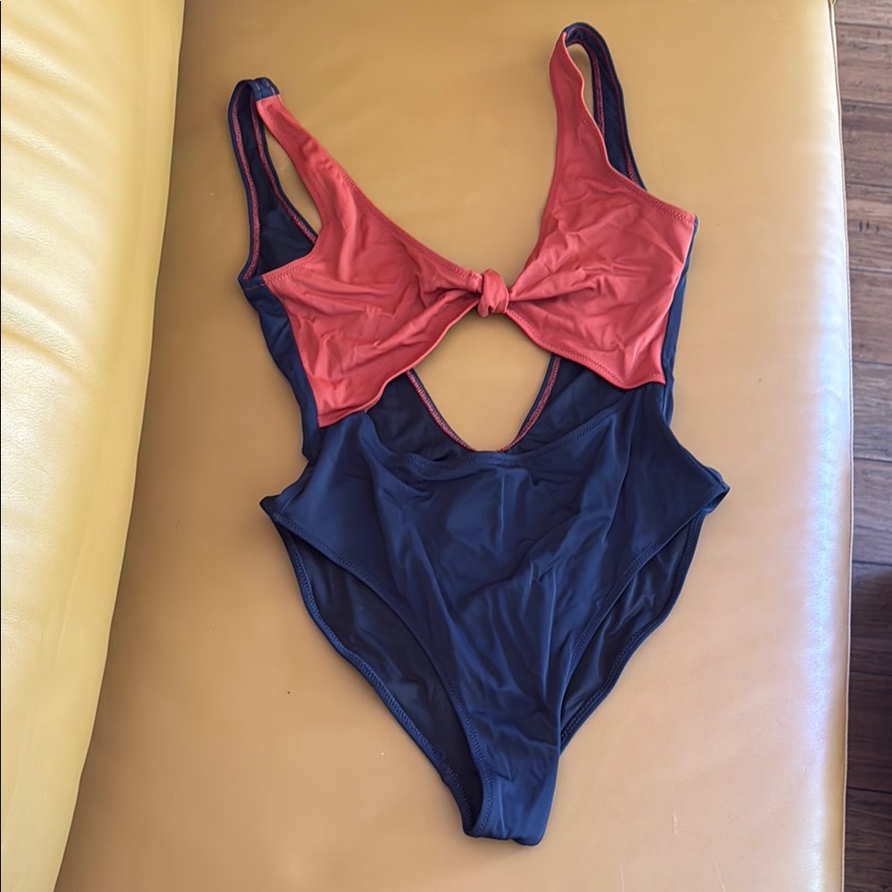 Two-Tone One Piece Swimsuit
